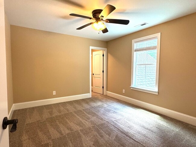 Building Photo - Beautiful Custom Built Home - Wake Forest