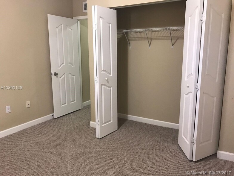 Building Photo - 8450 SW 150th Ave