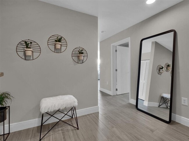 Building Photo - 525 E Jackson St