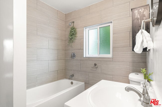 Building Photo - 441 N Ditman Ave