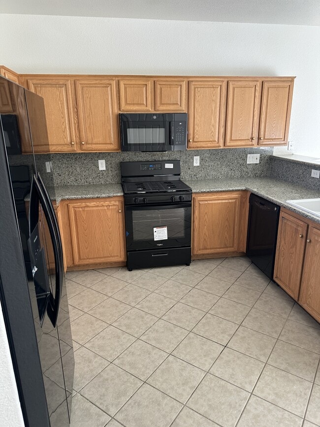 Building Photo - 6529 Adonis Heights St