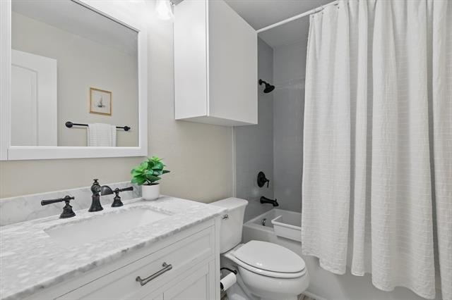 Building Photo - 4506 Copperfield Dr