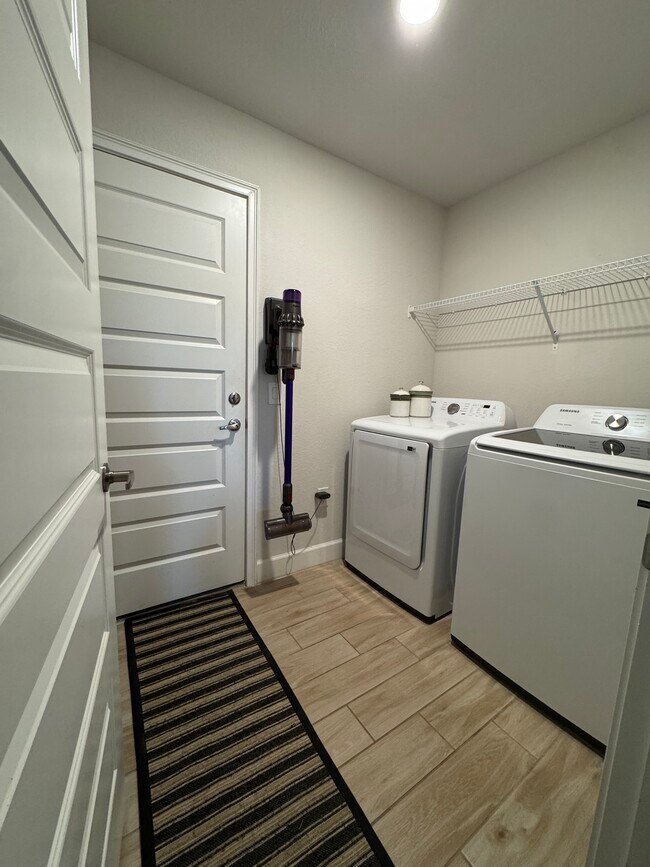 Building Photo - 83 Tucuman St