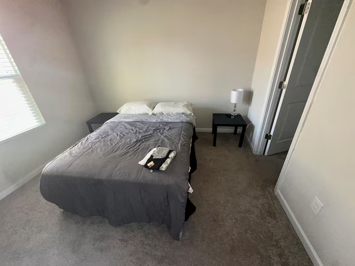 Building Photo - 43 L Gurley Ln