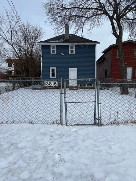 Building Photo - 3816 4th Ave S