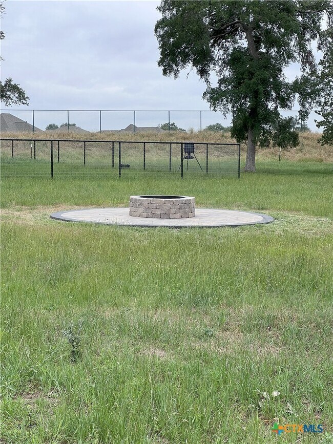 Building Photo - 1163 Trotter Ln