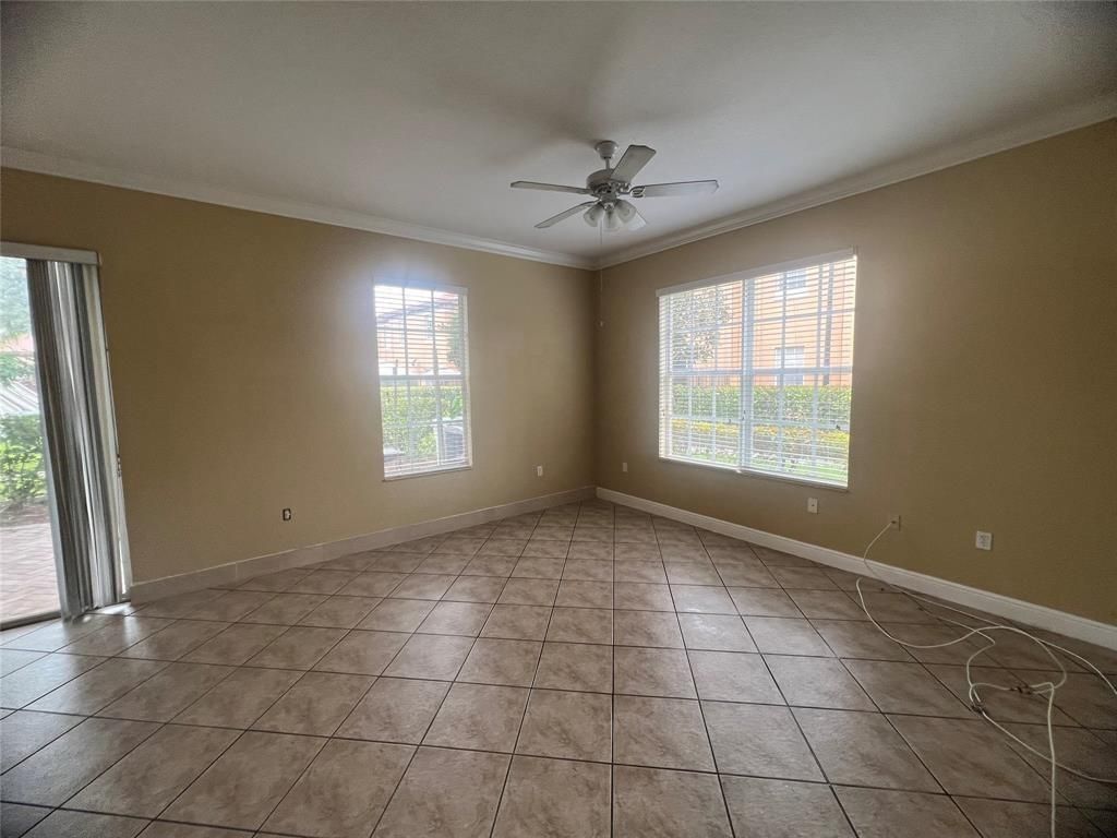 Building Photo - 6920 Julia Gardens Dr