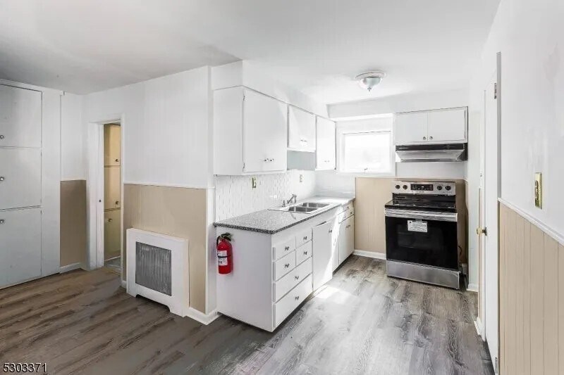 Building Photo - 26 Schooleys Mountain Rd