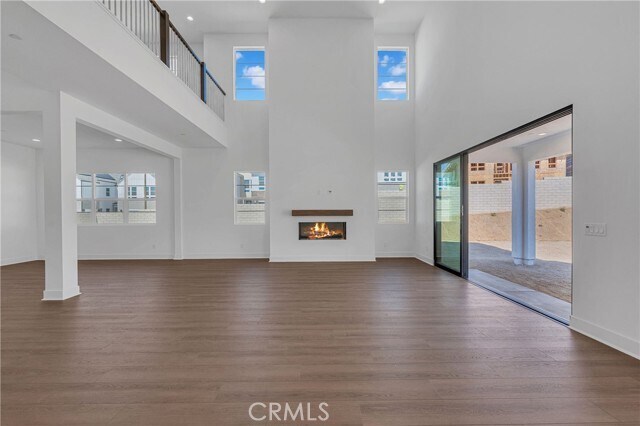 Building Photo - 27510 Elderberry Dr