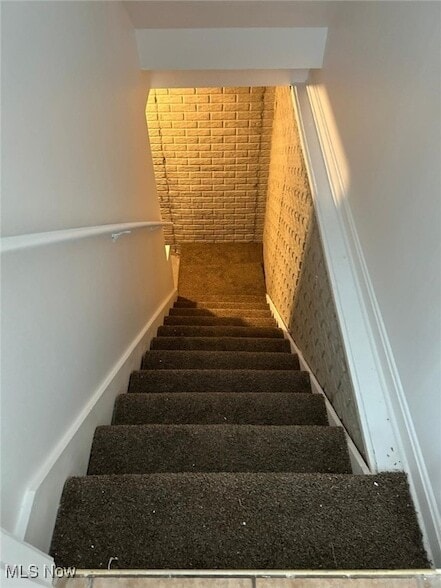 Building Photo - 3164 E 130th St