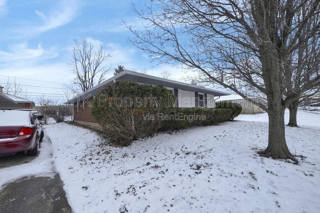 Building Photo - 1638 Parkinson Dr