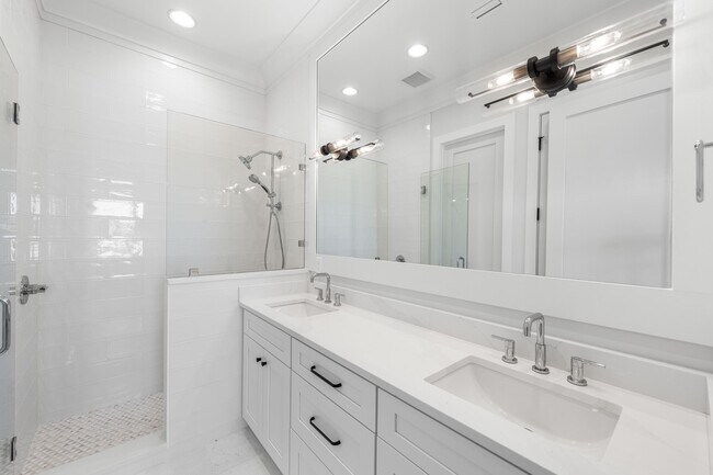 Building Photo - 40 Casa Breeze Ln