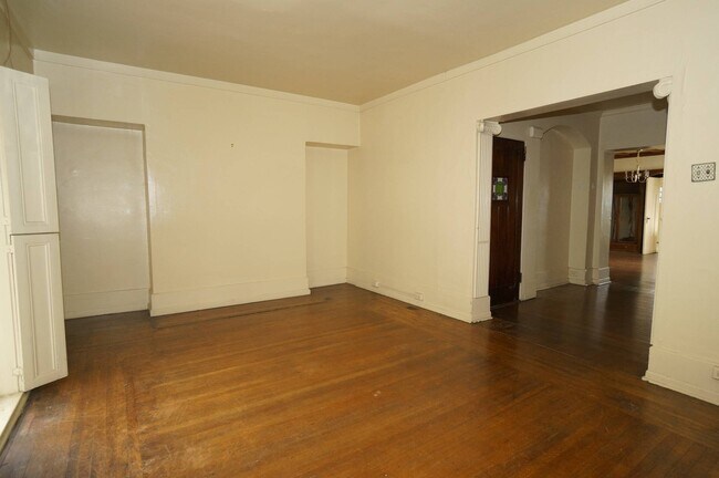 Living Room - The Old Heidelberg