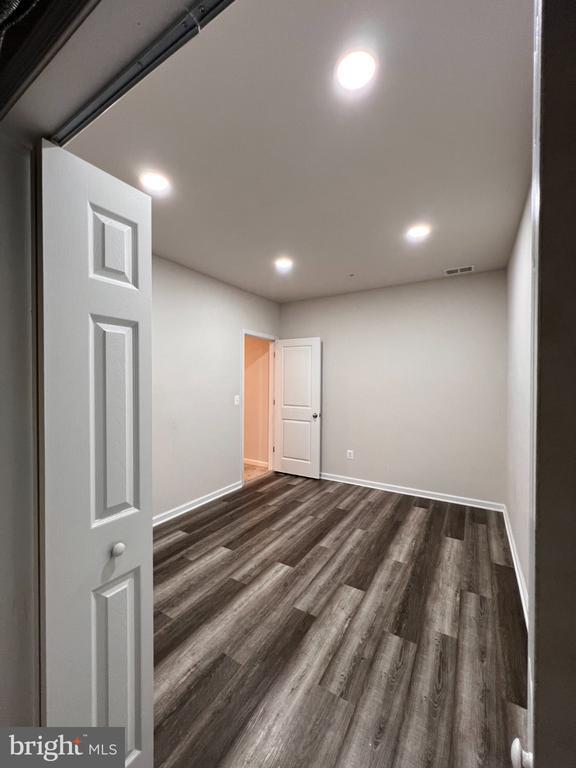 Building Photo - 9867 Selkie Ln