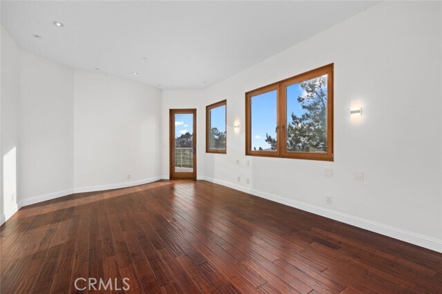 Building Photo - 24517 Piuma Rd