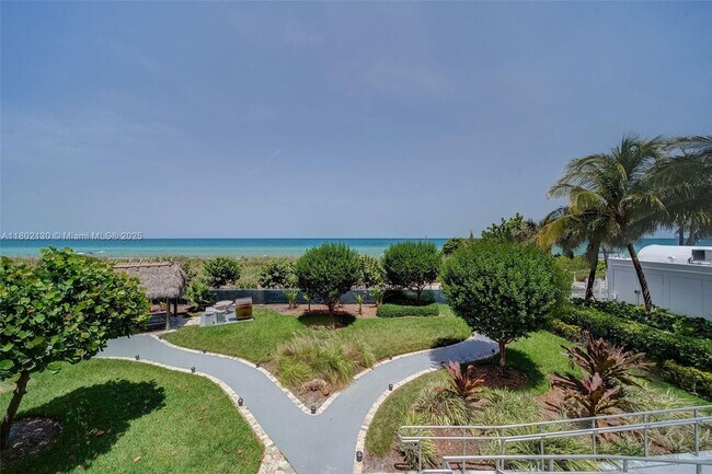 Building Photo - 6423 Collins Ave