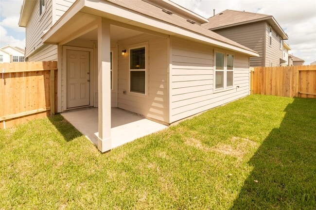 Building Photo - 5610 Cobark Creek Trl