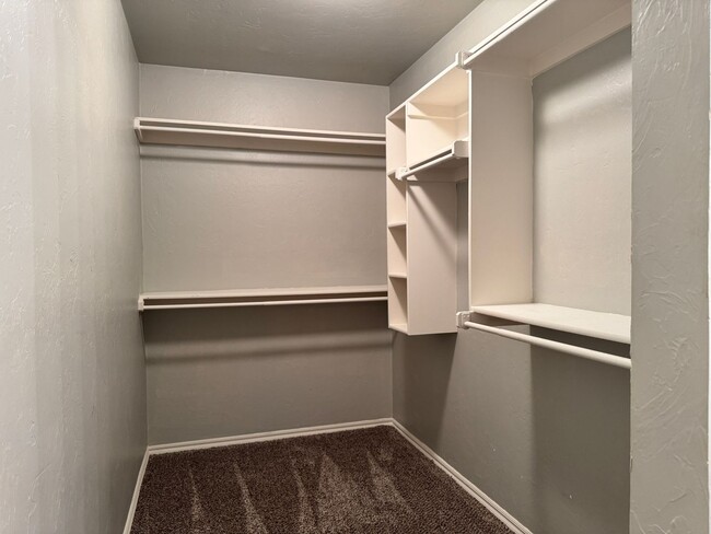 Building Photo - 3 Bedroom Home in Piedmont with ALL APPLIA...
