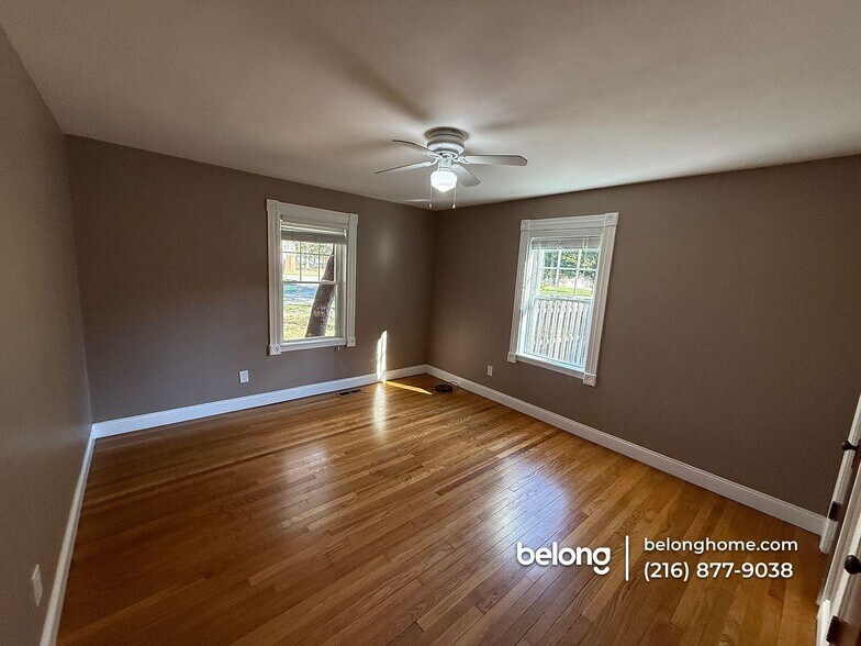 Building Photo - 30871 Lorain Rd