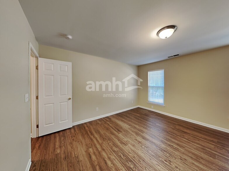 Building Photo - 13429 Honeytree Ln