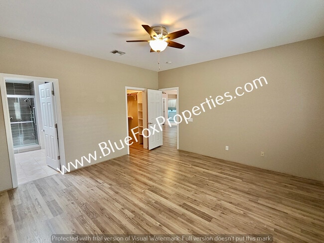 Building Photo - 12628 N Running Coyote Dr