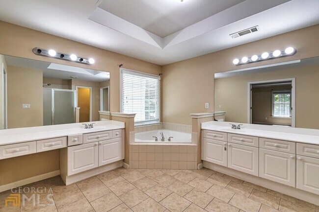 Building Photo - 12473 Huntington Trace Ln