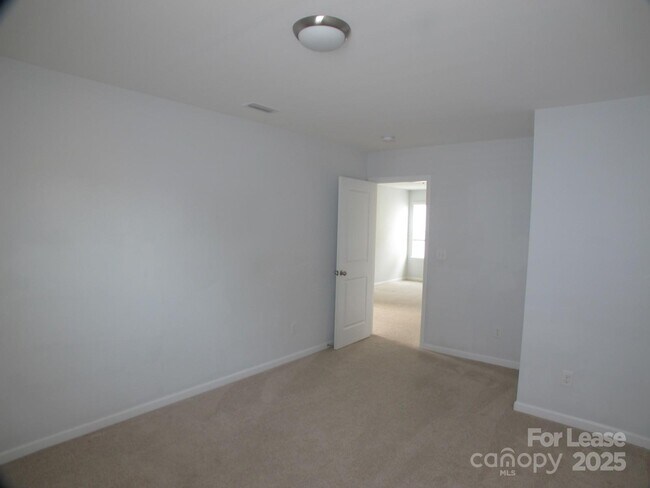 Building Photo - 2212 Atwell Glen Ln