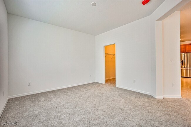 Building Photo - 7412 Legacy Pt St