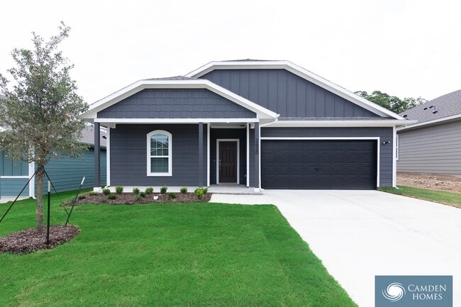 Primary Photo - 4443 Giralang Ln