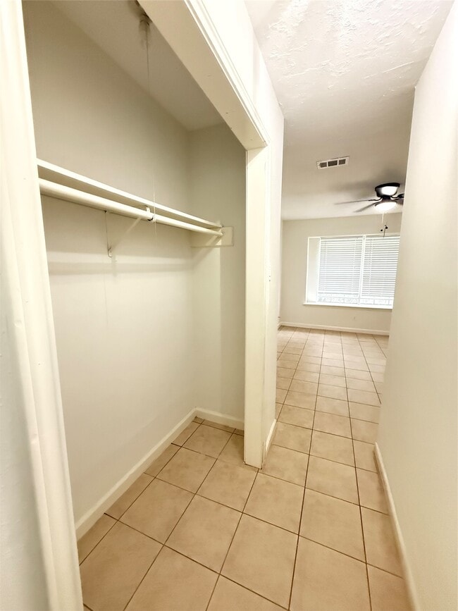 Building Photo - 12335 W Village Dr