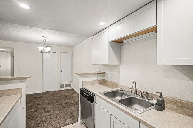 Building Photo - Your Next Home Has It All: 3 Bedrooms, 2 Baths & Double Parking!