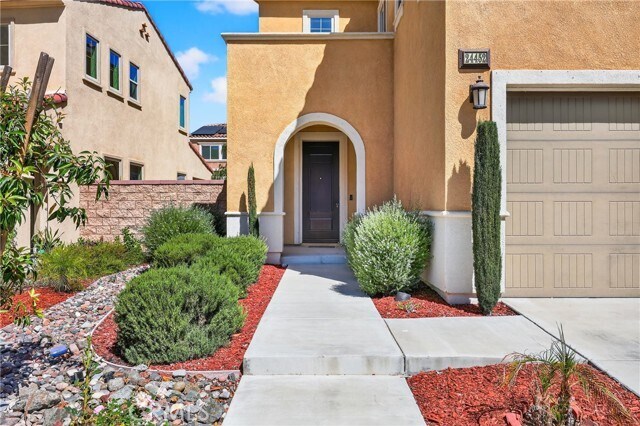 Building Photo - 24452 Paxton Ln