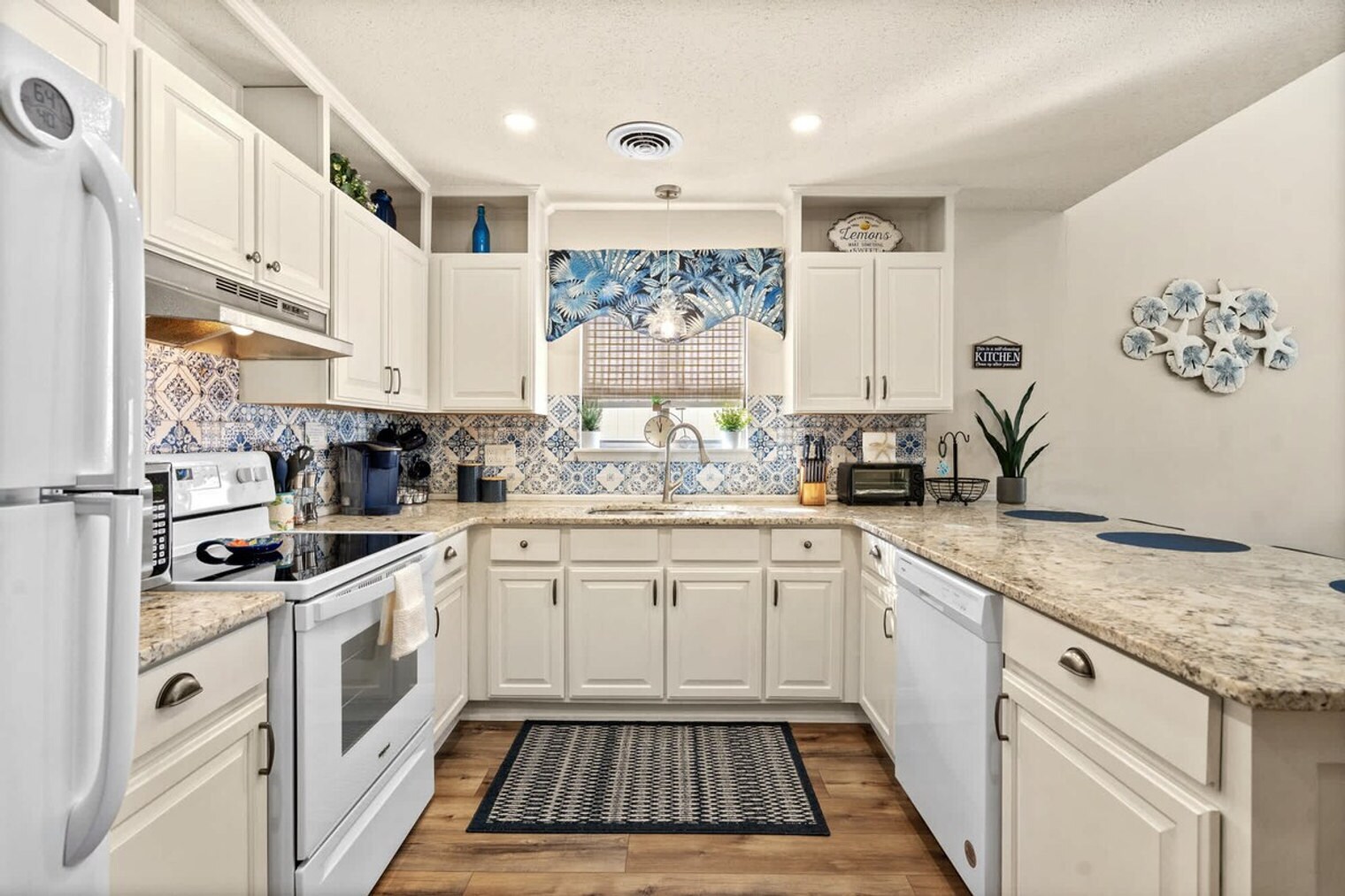 Building Photo - 1908 Hwy 17 S