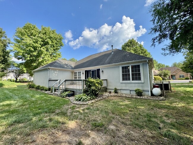 Building Photo - 218 Oligi Cir