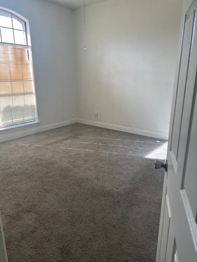 Building Photo - 13308 Fall Manor Dr