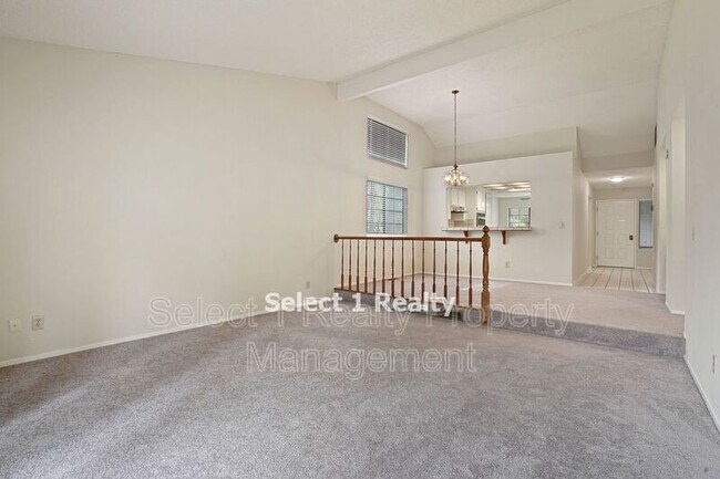 Building Photo - 546 La Corso Dr