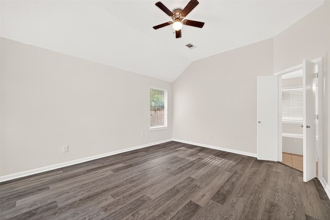 Building Photo - 13006 Rose Landing Dr