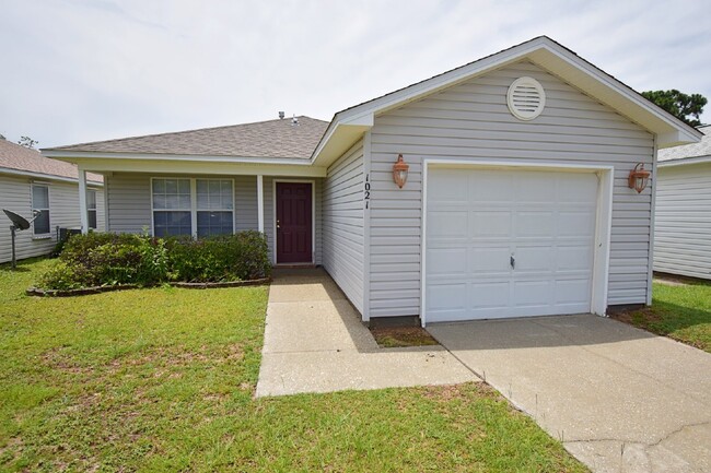Primary Photo - 3 Bedroom, 2 Bath Patio Home with Garage &...