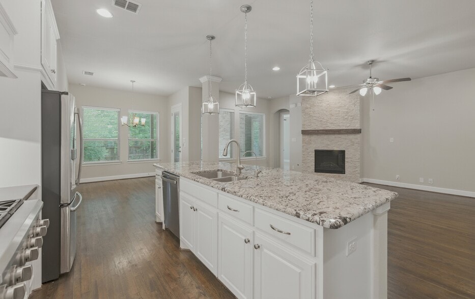 Kitchen - 508 Hidden Meadow Dr