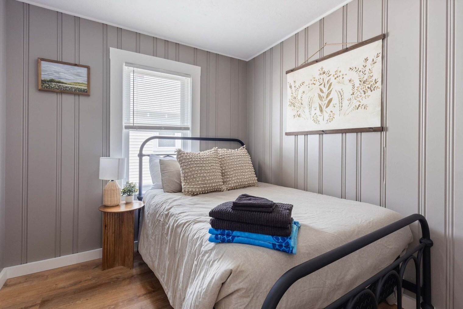 Building Photo - 2 Island Path