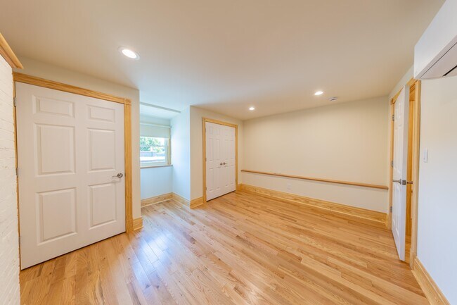 Building Photo - 3233A Morgan Ford Rd