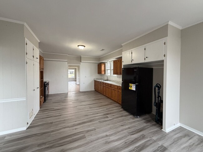 Building Photo - Historic Home in Batesville