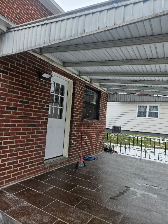 Building Photo - 106 Hayes Ave