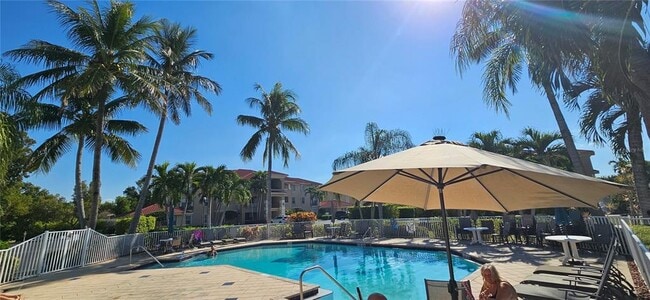 Building Photo - 1502 SW 50th St