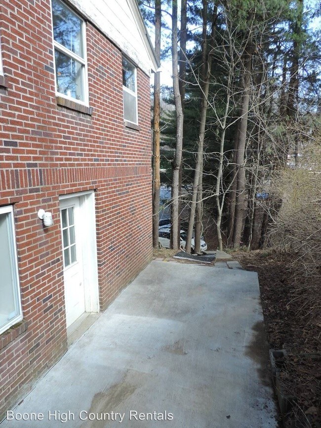 229 Windy Dr 229 Windy Dr Boone NC 28607 Apartment Finder