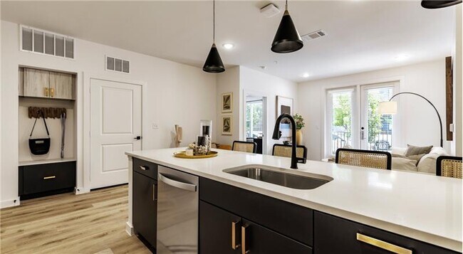 Building Photo - 3900 Berkman Dr