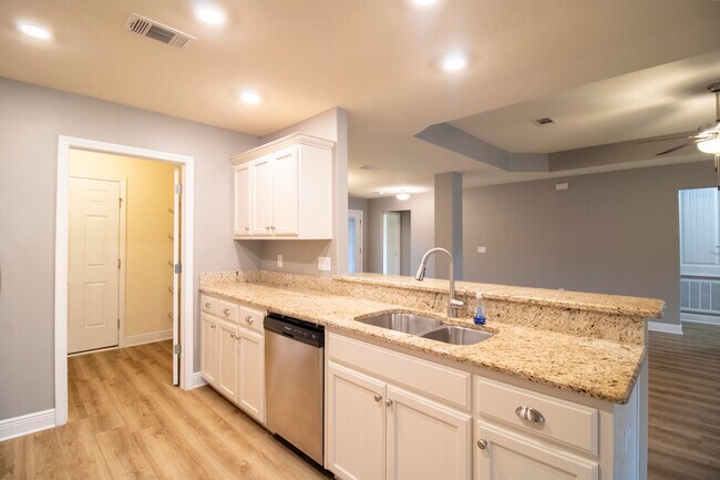 Building Photo - 3215 Stephens Landing Ln