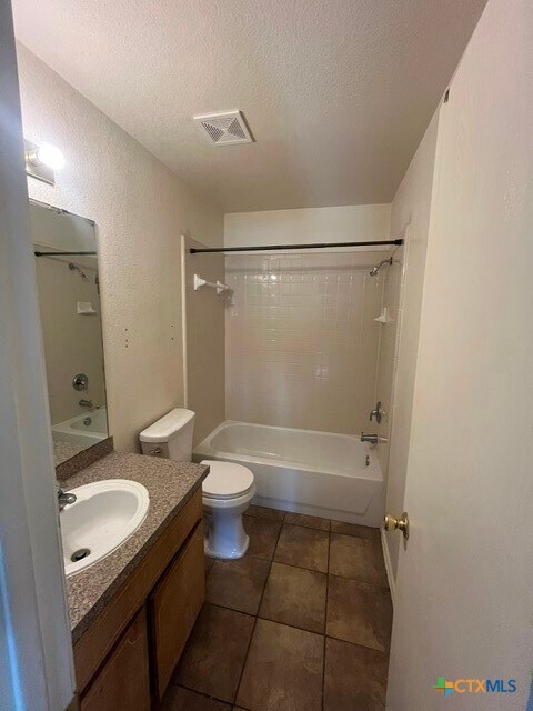 Building Photo - 4302 Mattie Dr