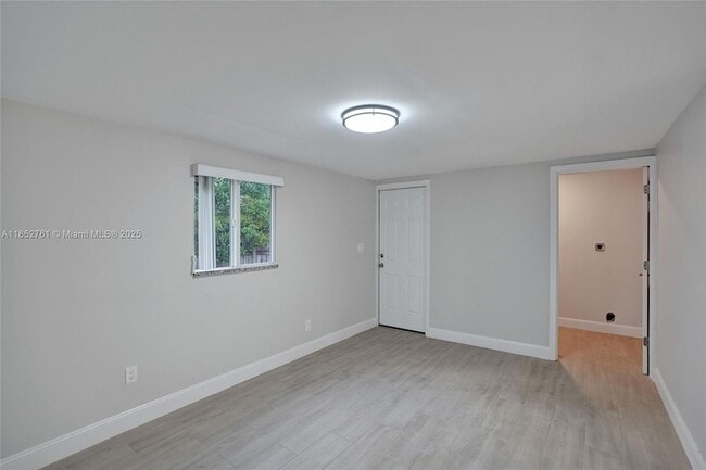 Building Photo - 3800 SW 58th Terrace