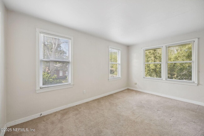 Building Photo - 1338 Wolfe St